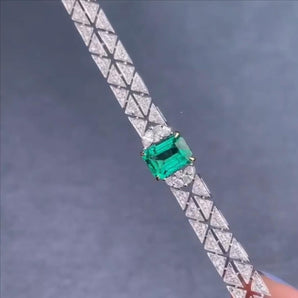Customized Emerald Jewelry Bracelet