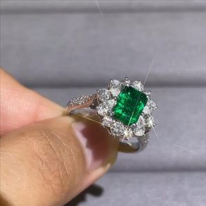 Customized Emerald Jewelry Rings
