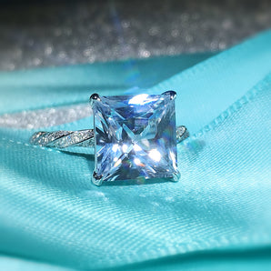 Aquamarinl Ring